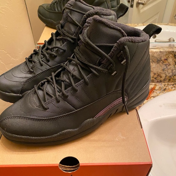 Jordan 12s